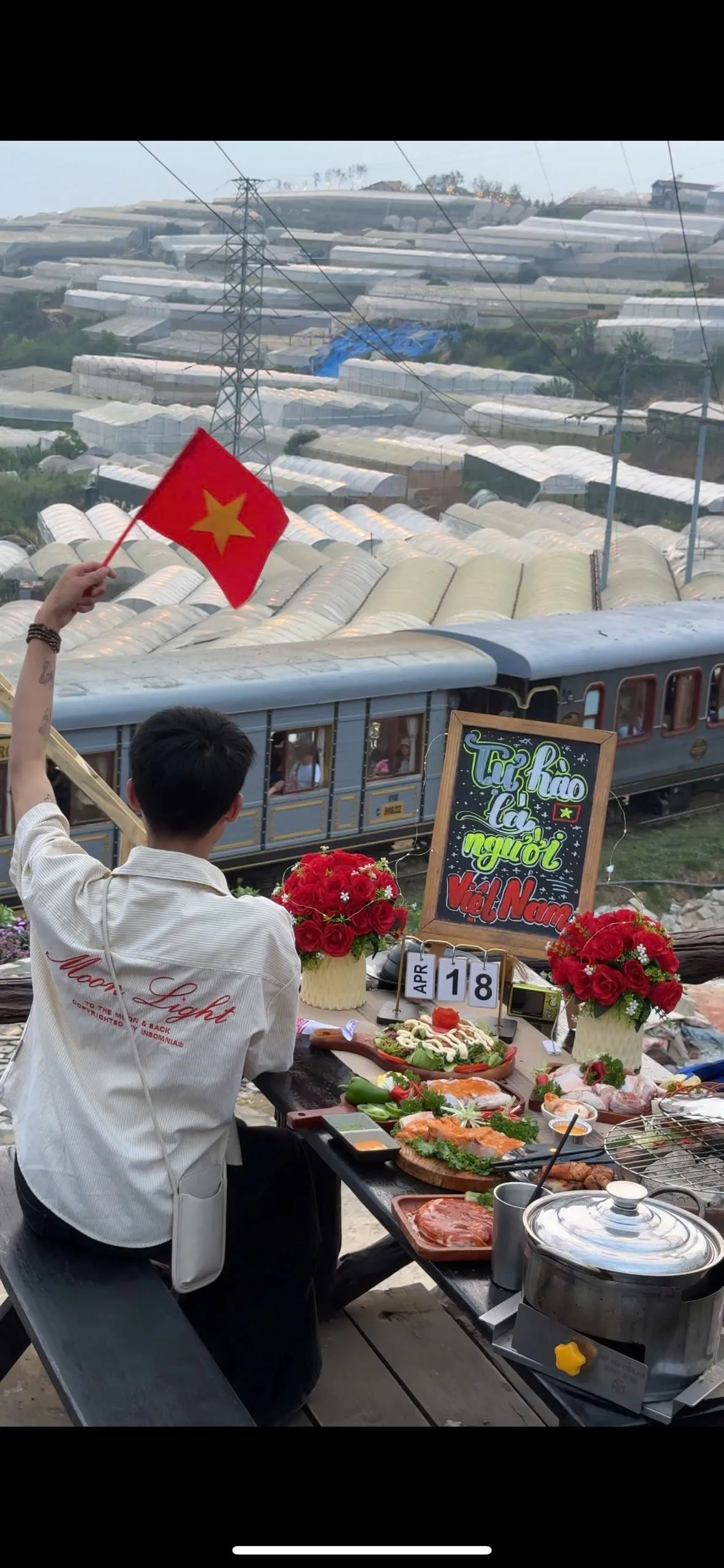 Quán nướng Đà Lạt giá rẻ sinh viên - nhóm bạn Trạm Dừng Chill