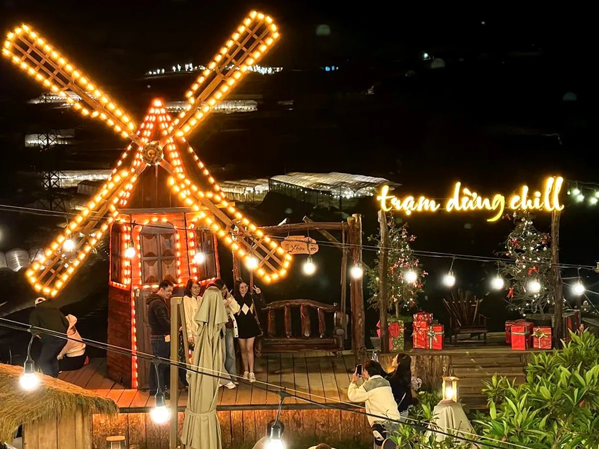 Quán nướng Đà Lạt kỷ niệm ngày cưới - dinner BBQ lãng mạn