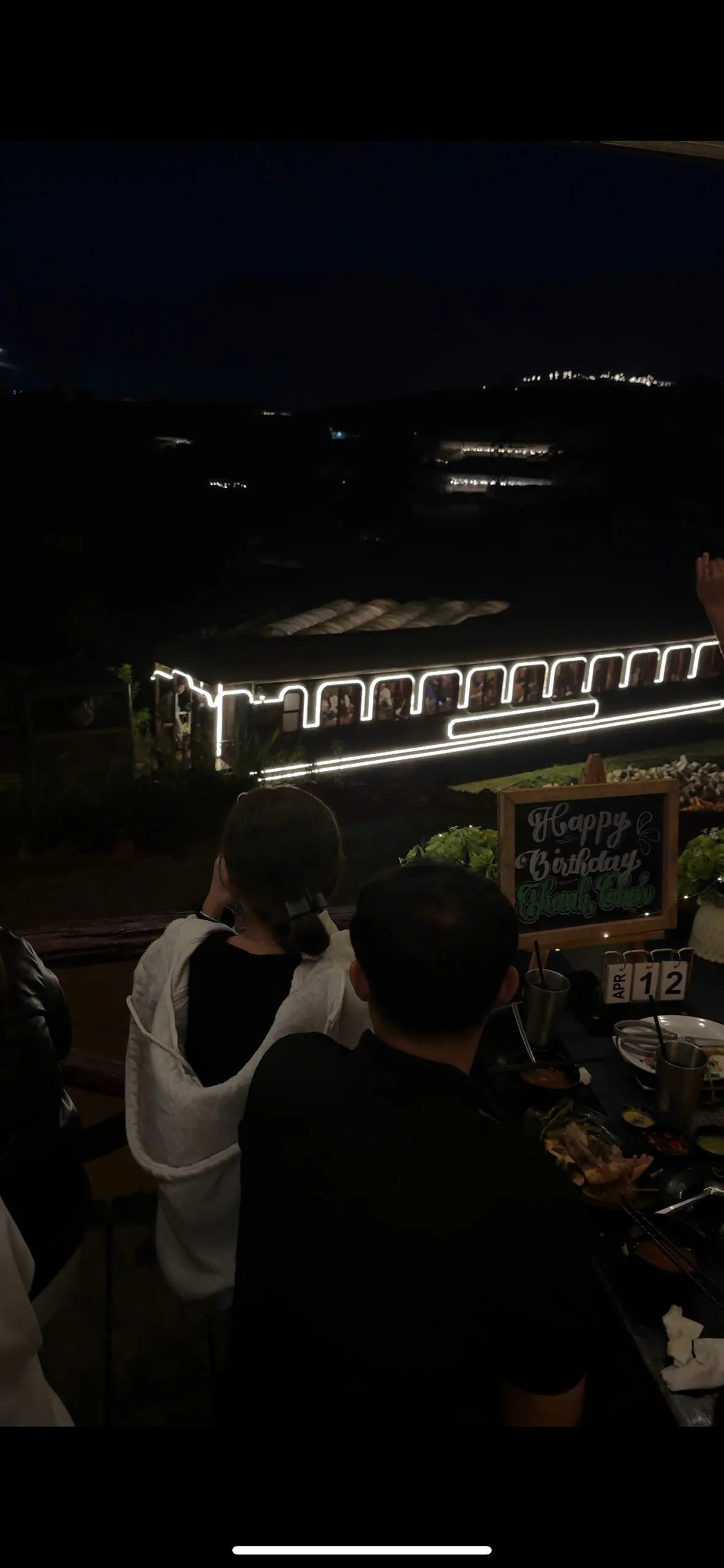 Quán nướng Đà Lạt mở khuya - BBQ đêm khuya se lạnh