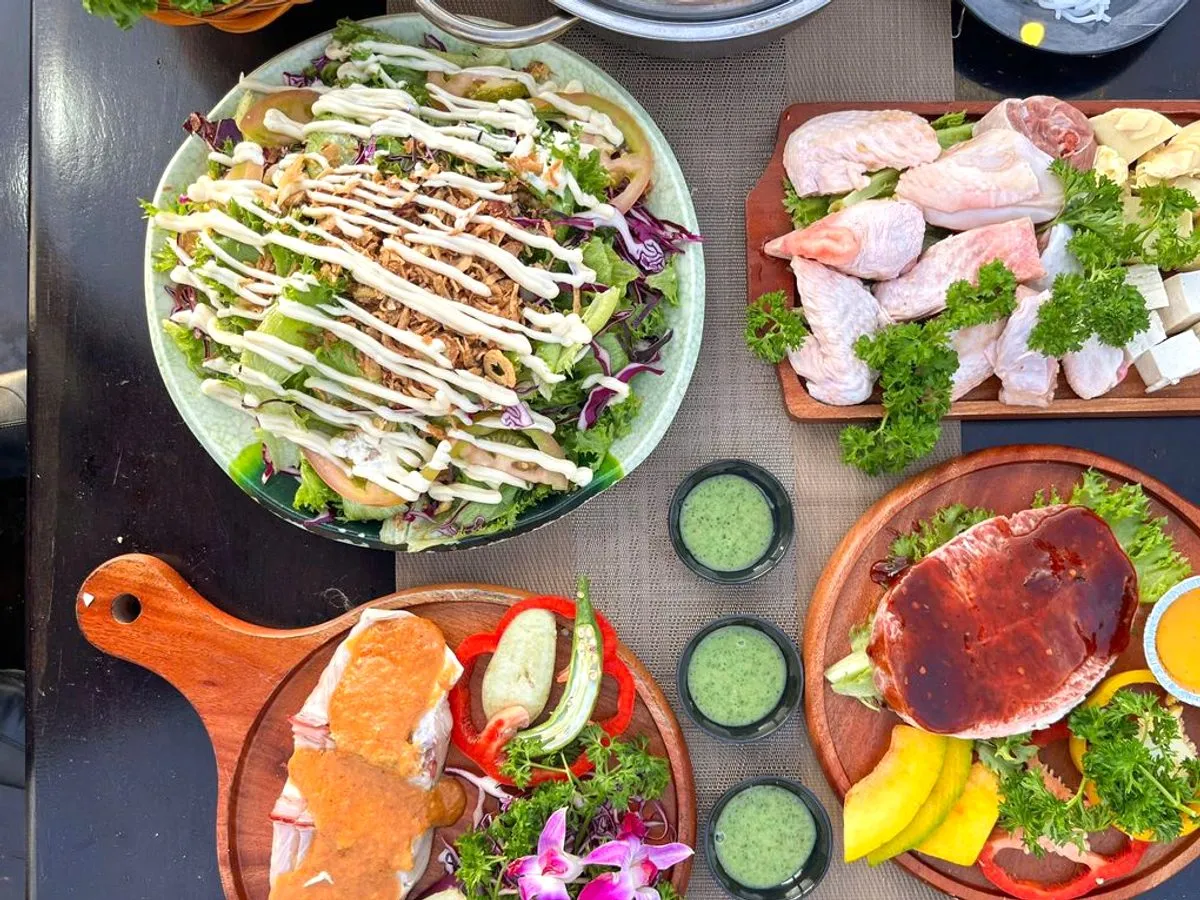 Chụp hình đẹp Đà Lạt - check-in quán nướng view hoàng hôn