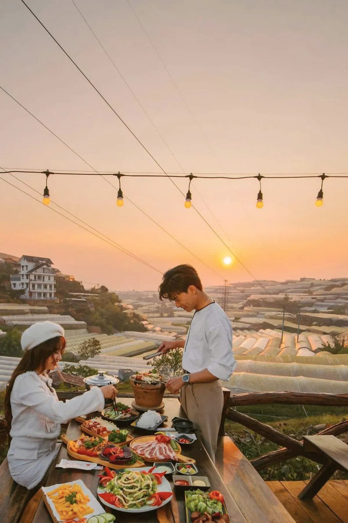 Du lịch Đà Lạt tháng 7 - hè vui nướng BBQ cùng bạn bè