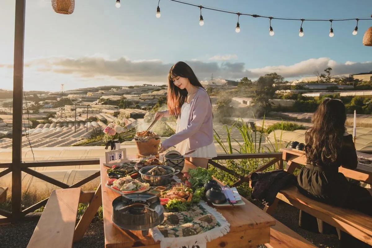 Đồ uống Đà Lạt ngon - cocktail và nước ép tại quán nướng