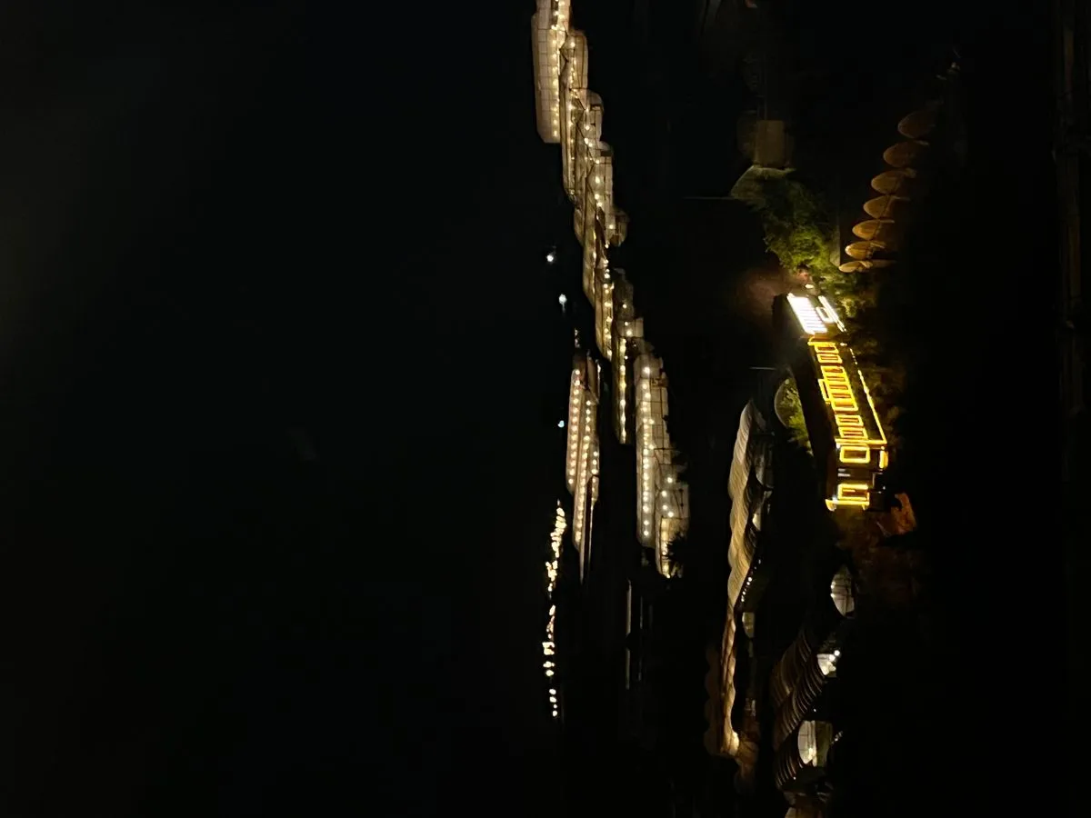 Đà Lạt Mùa Nào Đẹp Nhất - nhà lồng cảnh đêm nhà lồng Đà Lạt