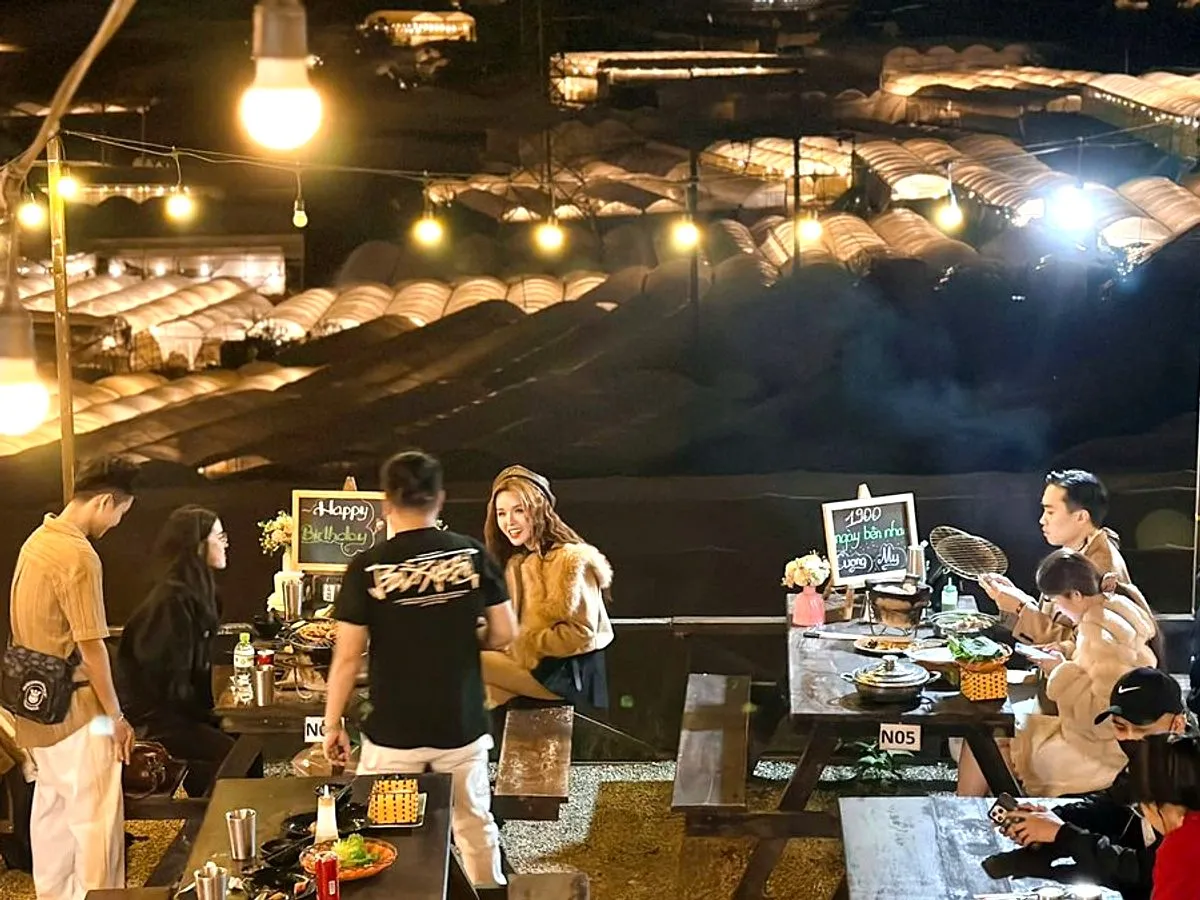 Du lịch Đà Lạt tháng 9 - thu sang nướng BBQ ngắm sương